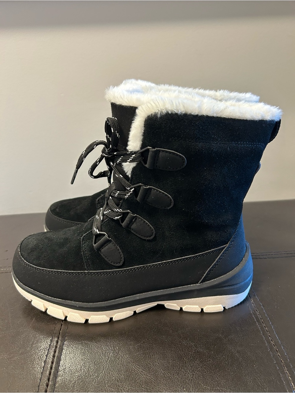 Universal Thread Women's Corie Winter Hiker Boots Size 7